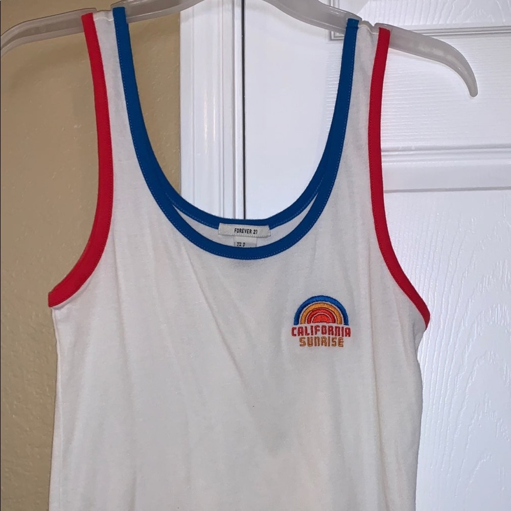 NWOT “California Sunrise” Juniors Forever 21 Tank Size Small